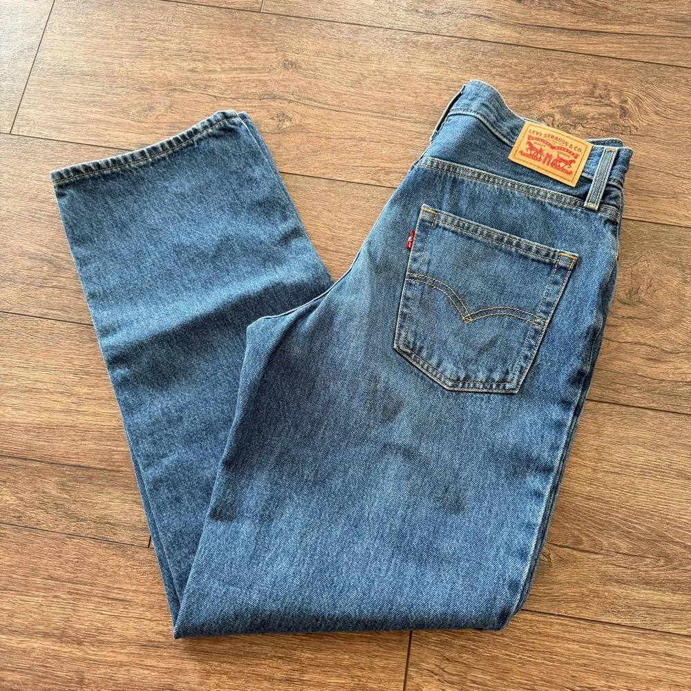 Levi's Straight Leg Women's Jeans in Blue Denim - Picture 10 of 10